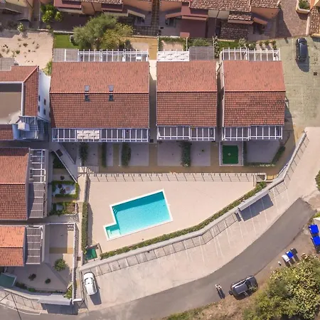 Ermanno Climatizzata Con Giardino Privato Feriehus *